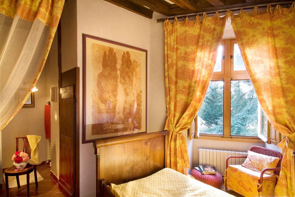 Chateau De La Roche Martel Bed & Breakfast Roiffé Rom bilde